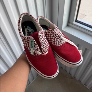 Vans checkered red and white